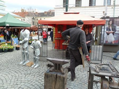 Кузнец на улице Праги